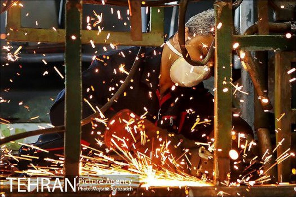 ۴۰ اتوبوس در تهران به صورت کامل بازسازی شد