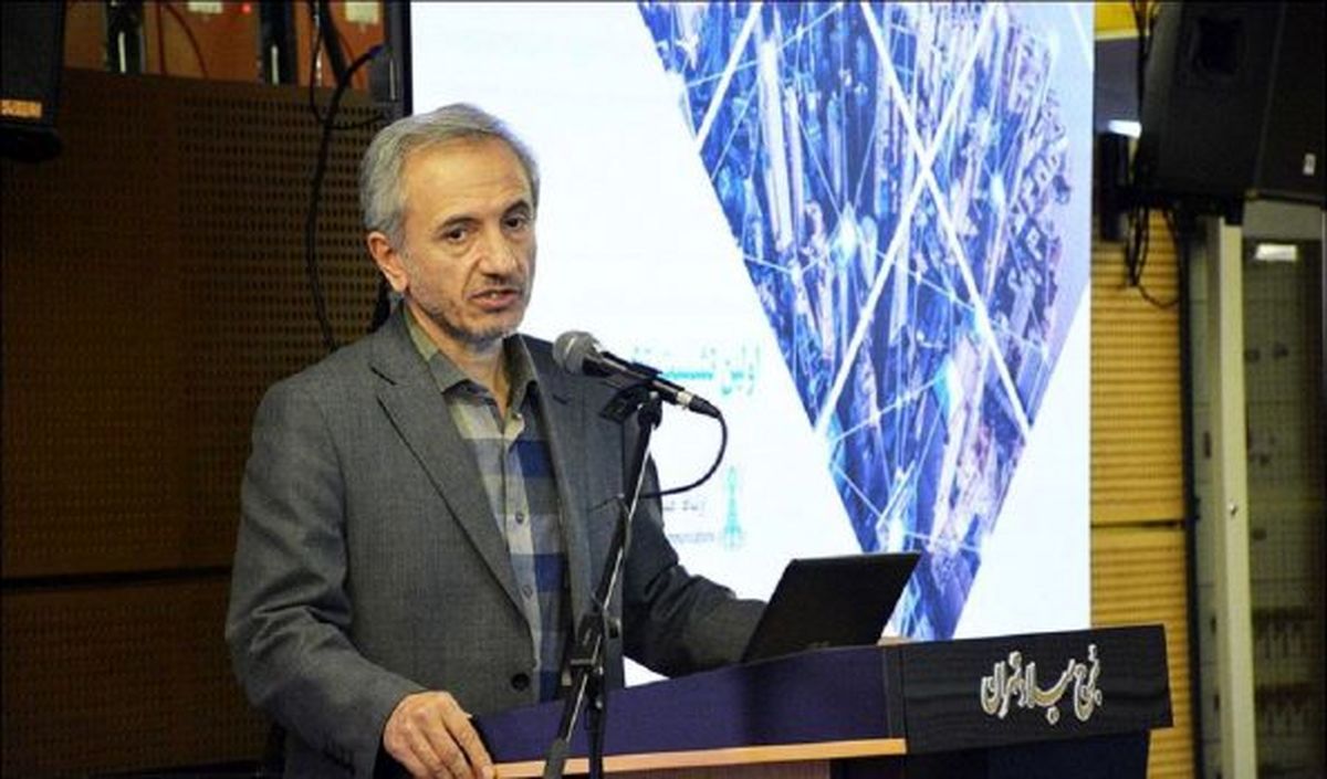 کاظمی:تشعشعات دکل‌ها بالاخره ضرر دارد؟