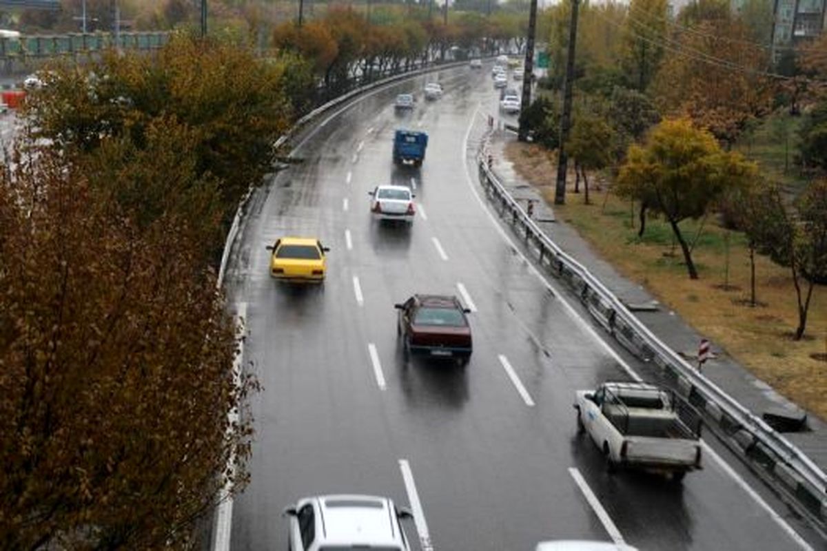 تردد روان خودروها در کلیه محورها و معابر داخلی منطقه ۱۹