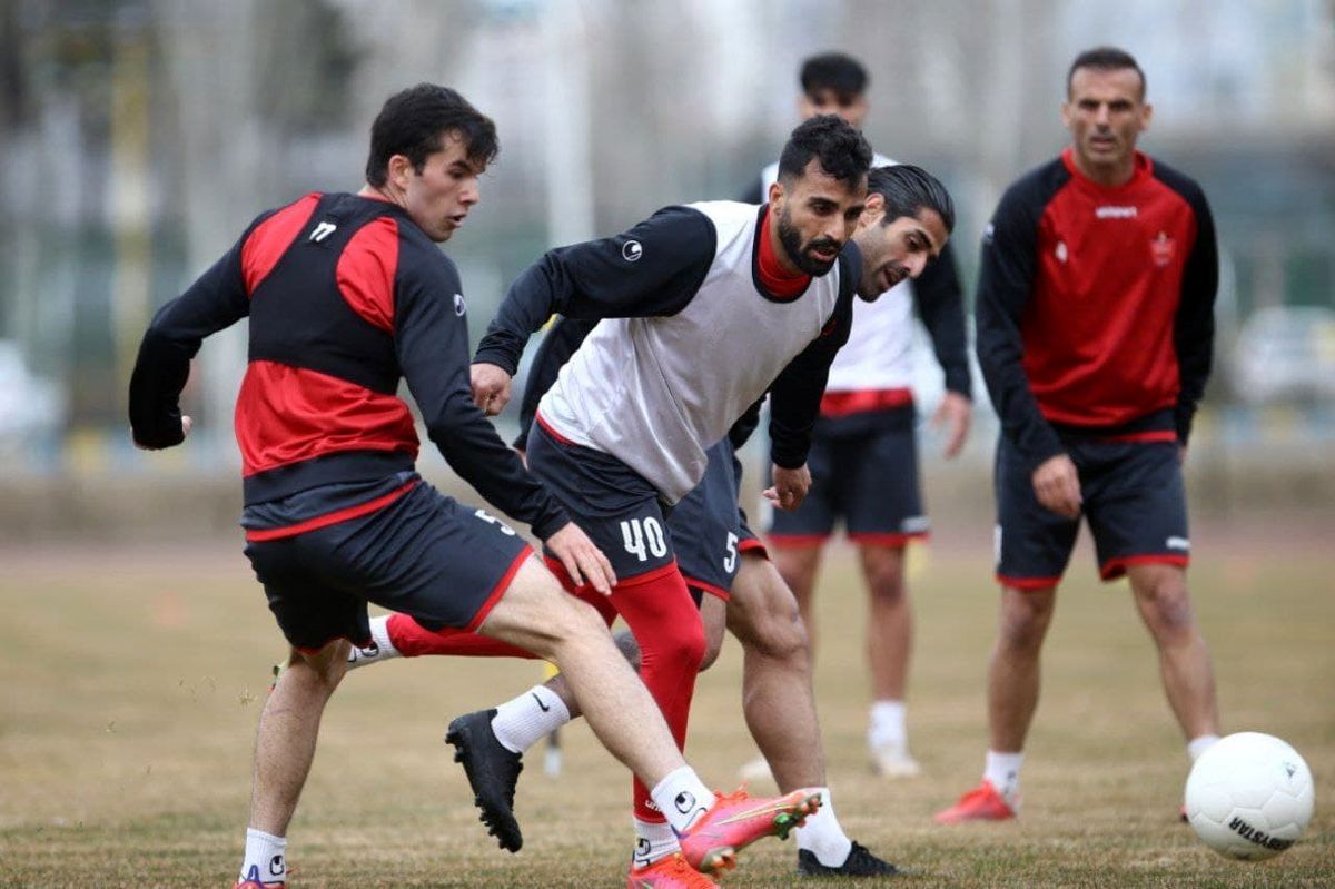 پرسپولیس نمی‌تواند مهاجم خارجی جذب کند!