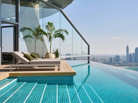 جزییات بلندترین استخر 360 درجه دنیا+عکس