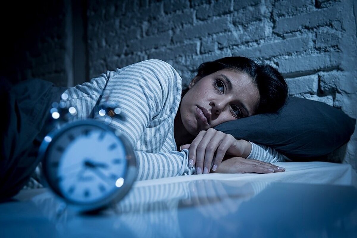 ۱۰ دلیل برای بی خوابی در زنان