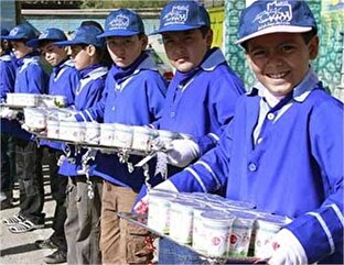 ماجرای توزیع شیر ناسالم در مدارس چه بود؟