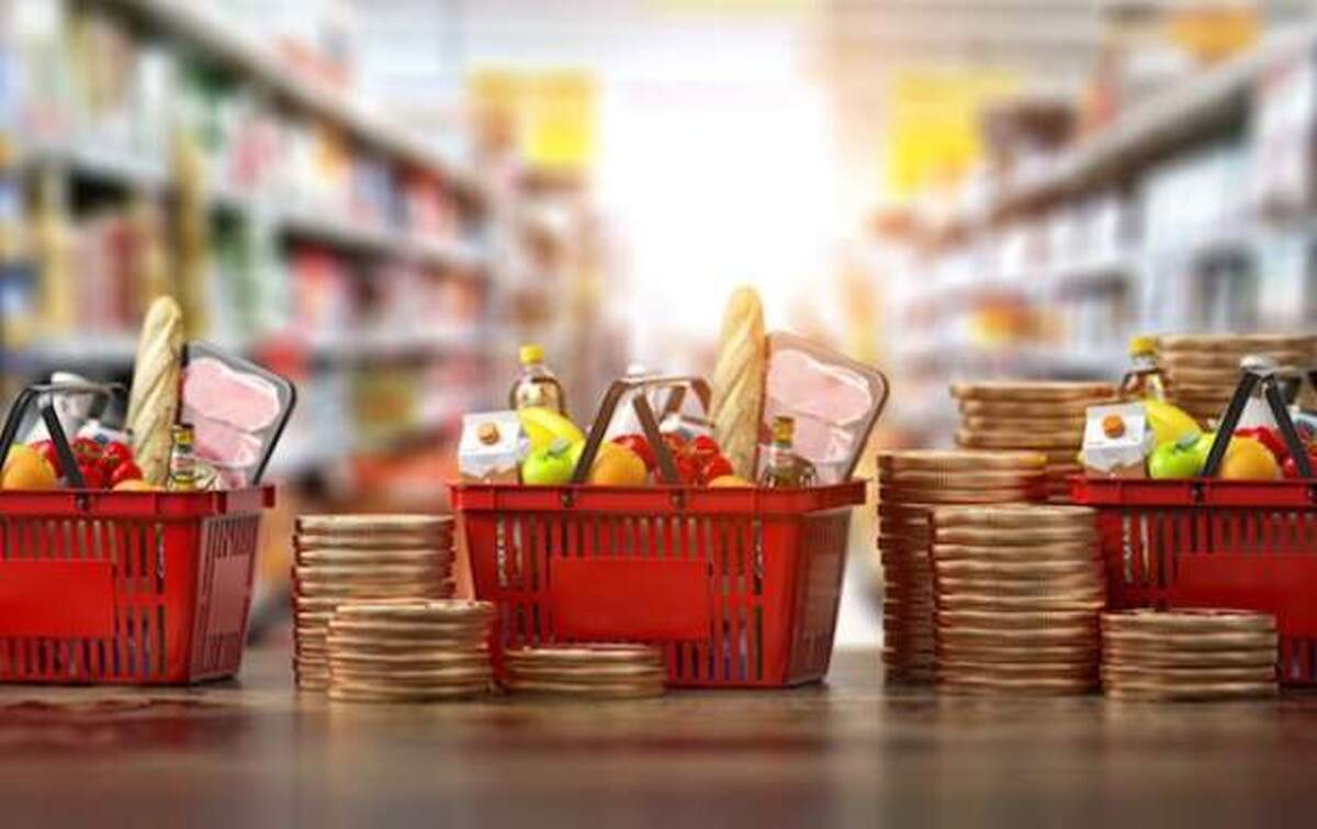 قیمت کالا در فروشگاه‌های انگلیس رکورد ۱۸ ماه اخیر را زد