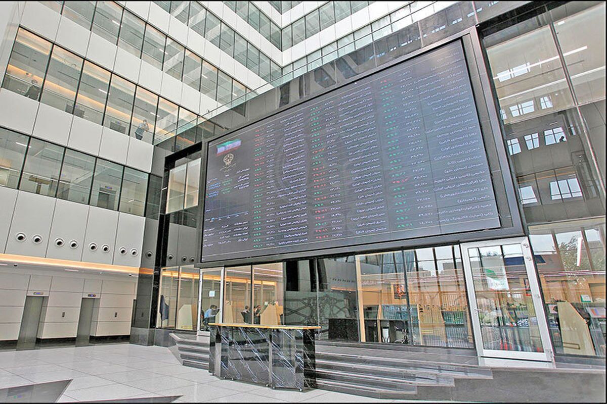 بازگشت بورس به مدار صعودی؛ شاخص کل ۱۰ هزار واحد بالا رفت