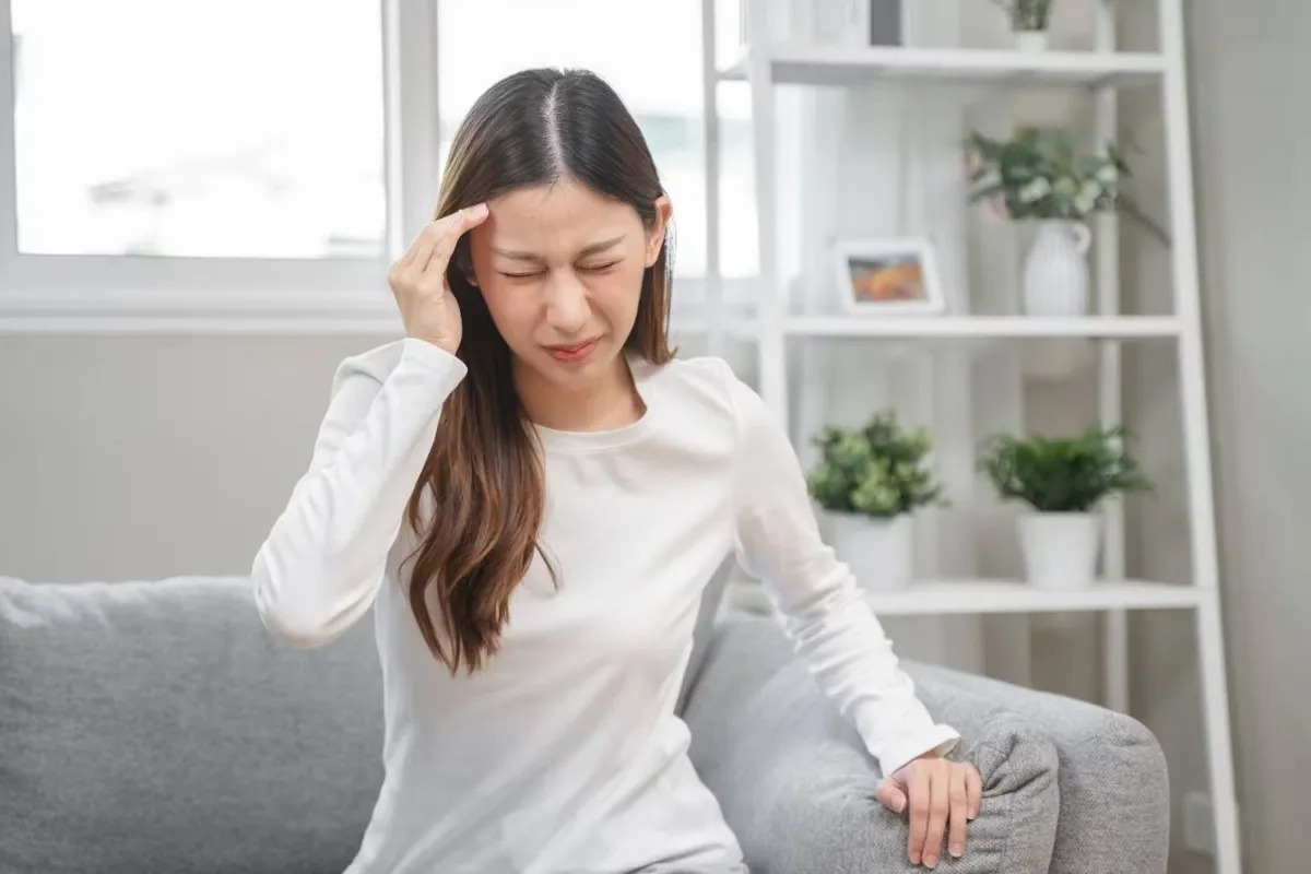 سکته مغزی میتواند در هر سنی رخ دهد؛ چگونه علائم آن را تشخیص دهیم و سریع عمل کنیم؟