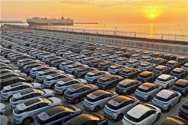 ضوابط قیمت‌گذاری خودرو اعلام شد / تفاوت میان داخلی و وارداتی پابرجاست